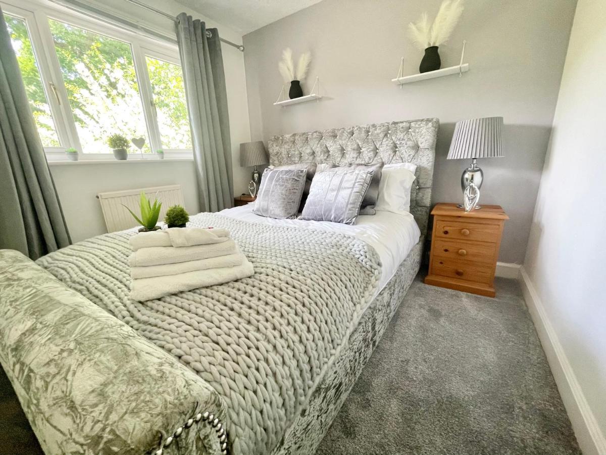Penderi House Usk With Cymru Holidays Luaran gambar